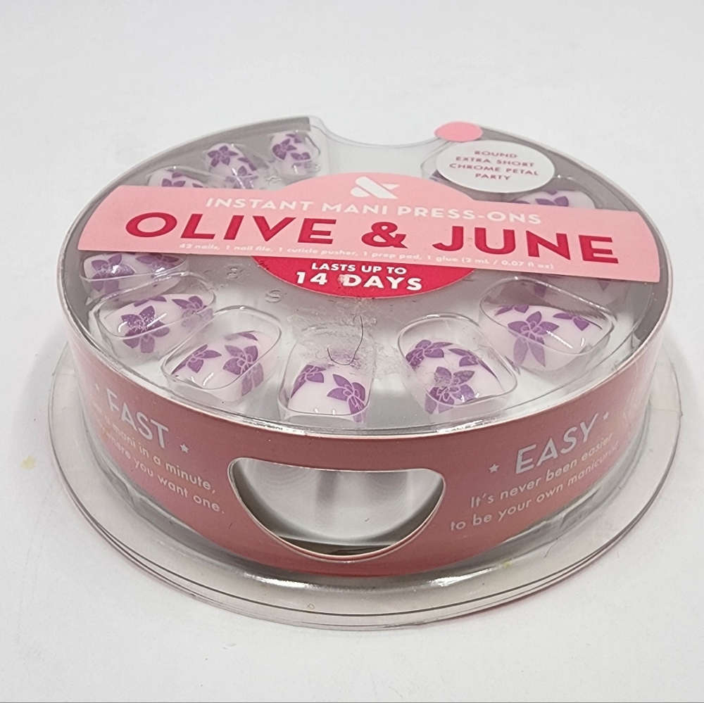 NEW Olive & June Instant Mani Press-Ons • Chrome Petal Party • Round Extra Short